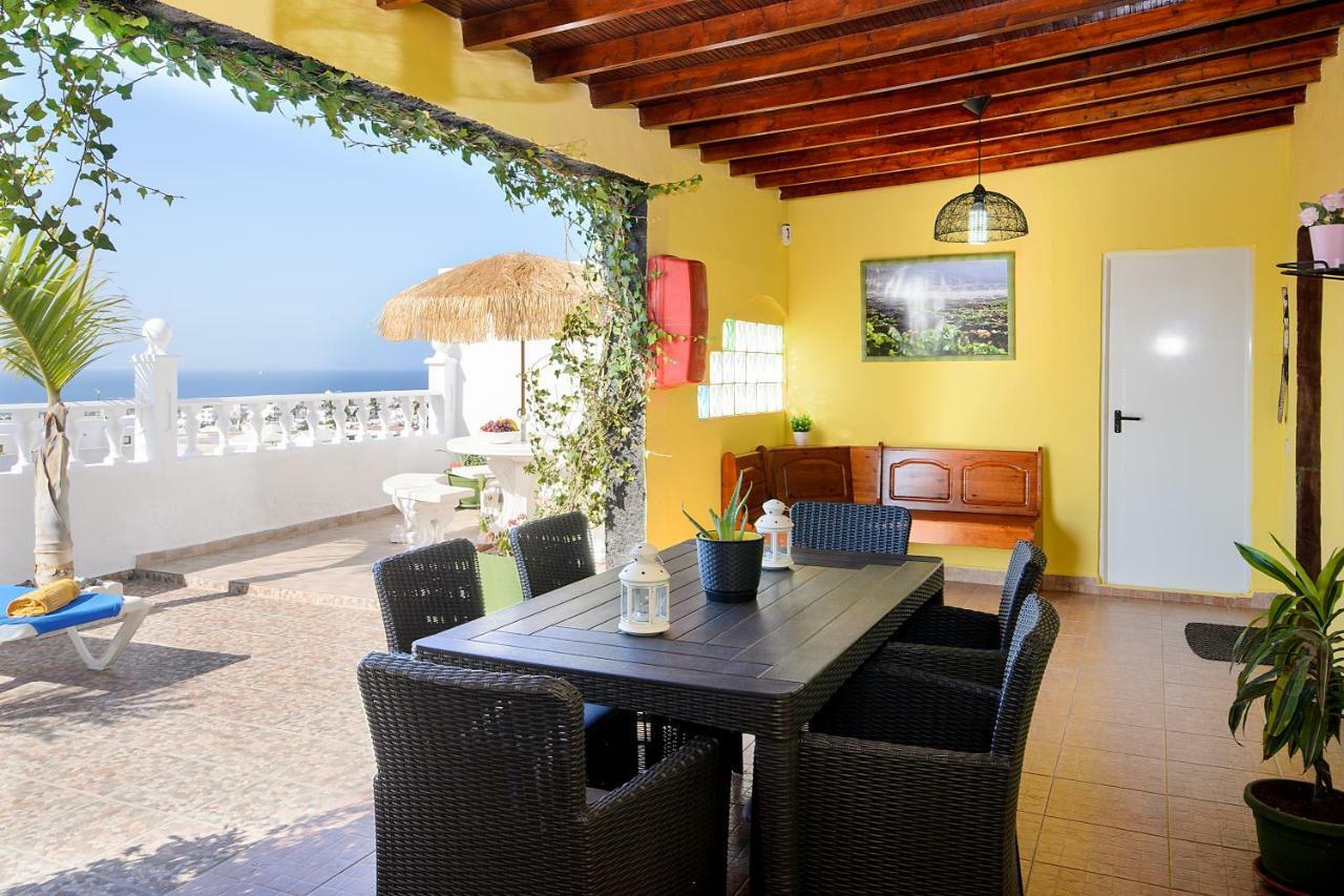 Hearth Away From House. Breia Villa Puerto del Carmen  Eksteriør billede