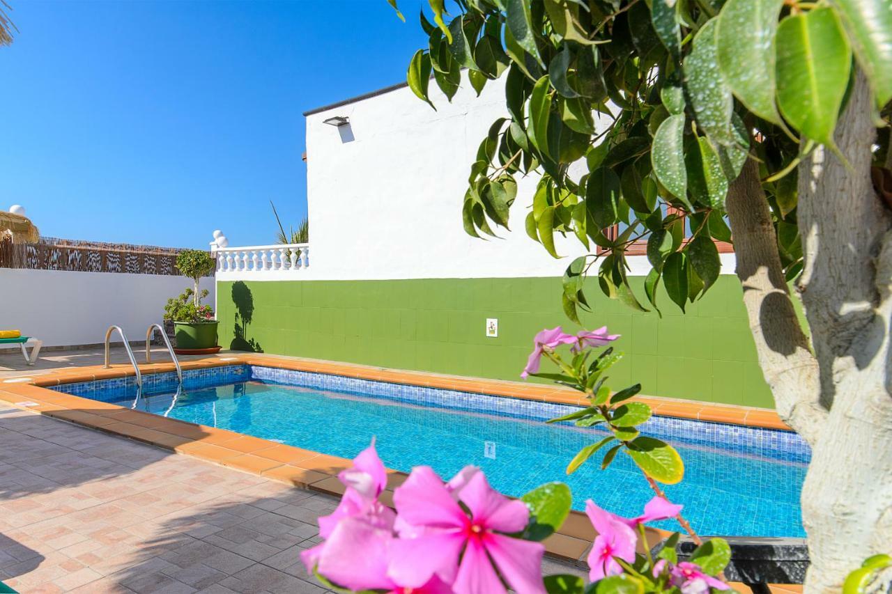 Hearth Away From House. Breia Villa Puerto del Carmen  Eksteriør billede